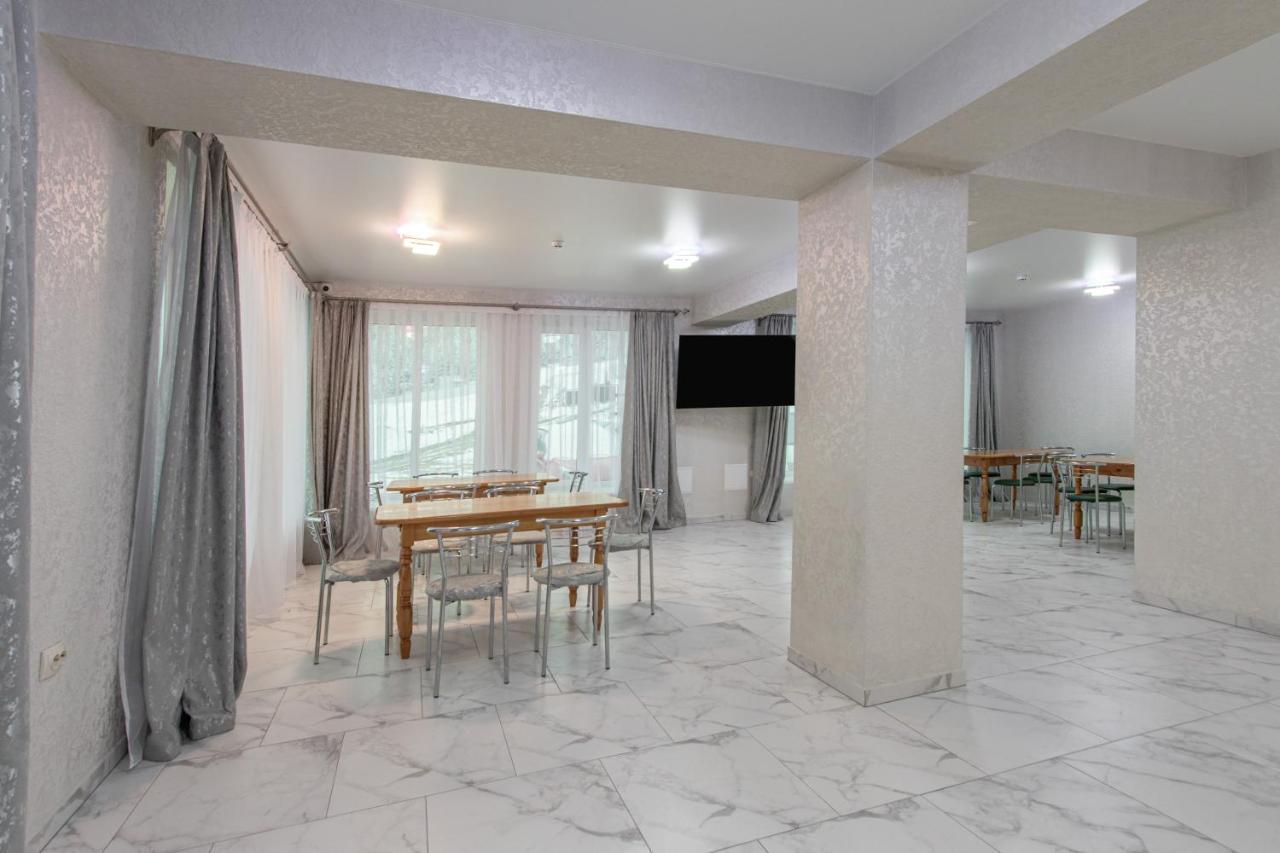 Hotel Шепіт Лісу à Bukovel Extérieur photo