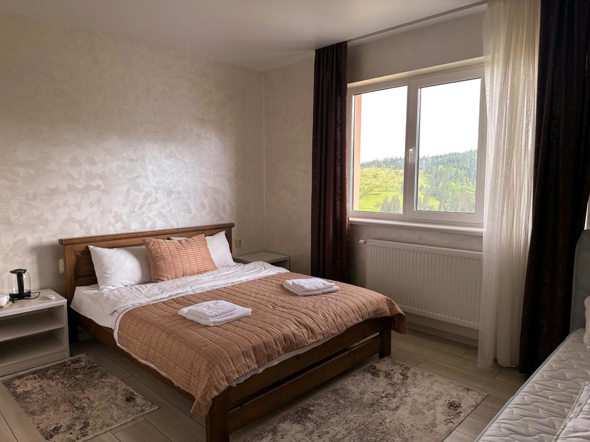 Hotel Шепіт Лісу à Bukovel Extérieur photo