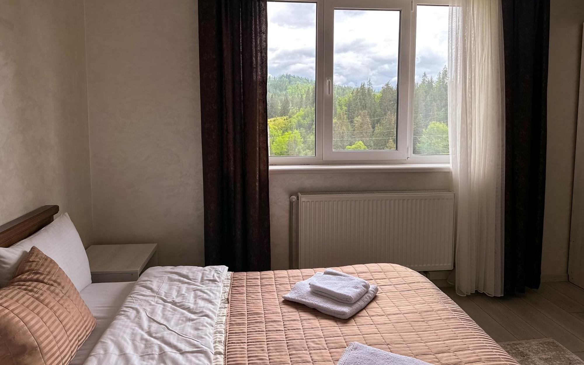Hotel Шепіт Лісу à Bukovel Extérieur photo
